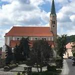 Hotel Pod Jeleniem 3*