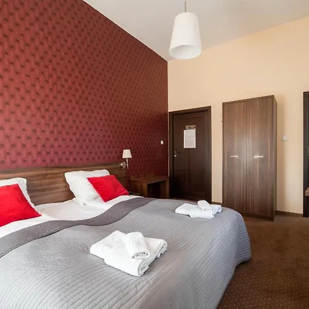 Hotel Pod Jeleniem 3*