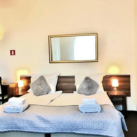 Hotel Pod Jeleniem 3*