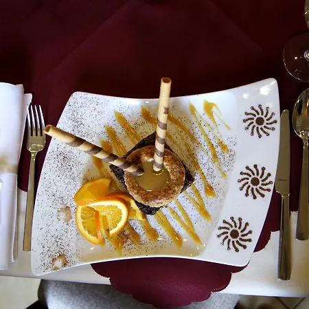 Pod Jeleniem Hotel Sobótka