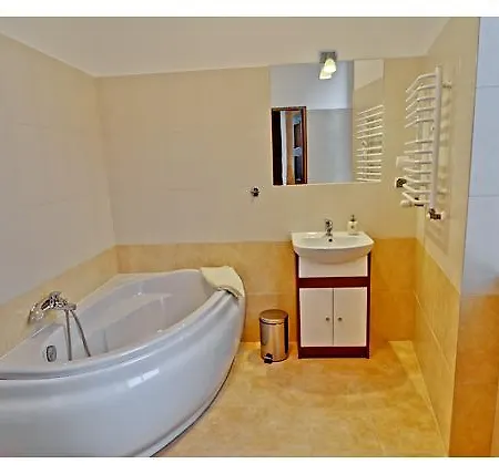 Hotel Pod Jeleniem 3*